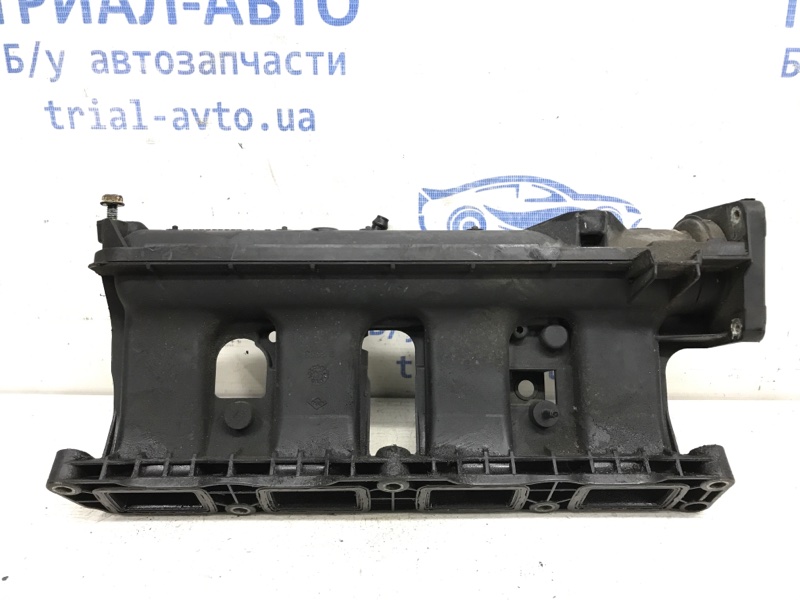 Коллектор впускной пластик Nissan Qashqai J11 1.2 Бензин HRA2DDT