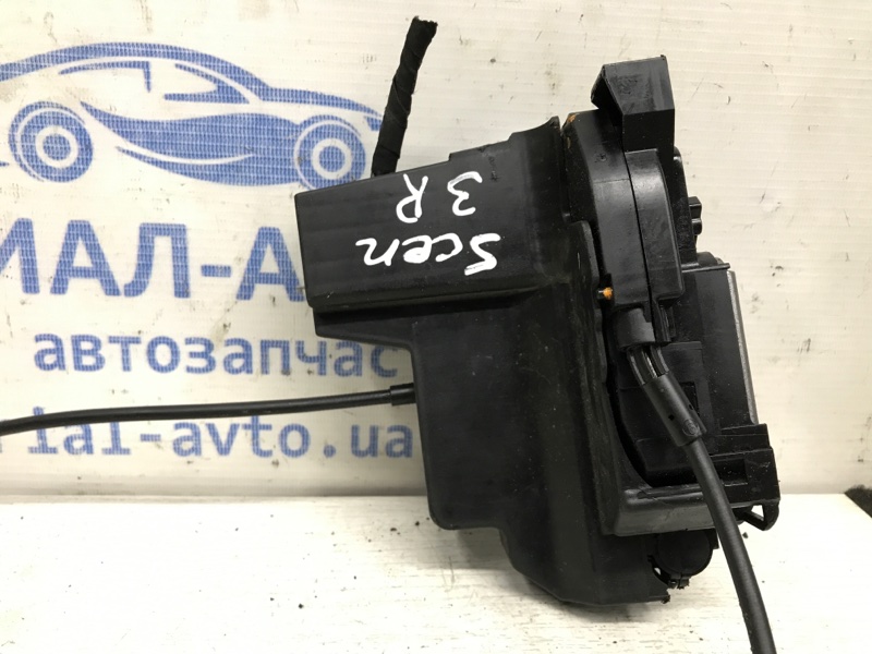 Замок двери задний правый Scenic 2009-2016 J95 1.5 Diesel K9K