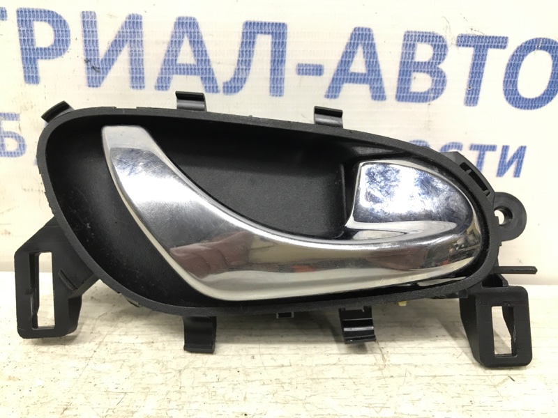Ручка двери внутренняя правая Nissan Qashqai 2013-2022 J11 1.2 Бензин HRA2DDT 806704EA1A Б/У