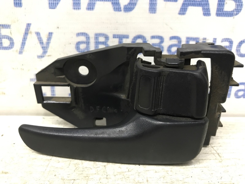 Ручка двери внутренняя правая Mitsubishi Lancer 2003-2009 9 1.6 бензин 4G18 5716A172HA Б/У