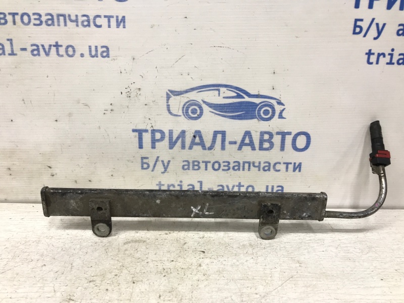 Топливная рампа Mitsubishi Outlander 2007-2012 XL 2.4 бензин 4b12 1465A090 Б/У