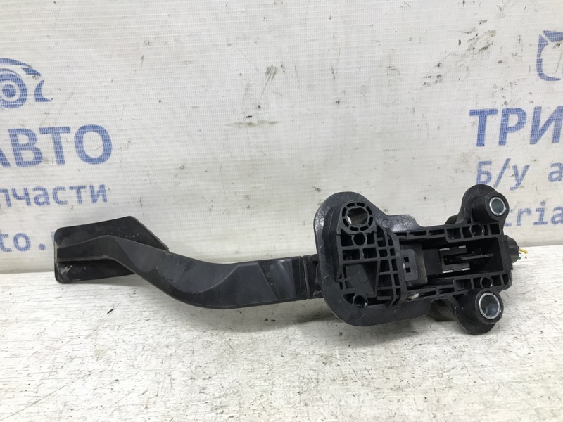 Педаль газа Mitsubishi Outlander XL 2.4 бензин 4b12