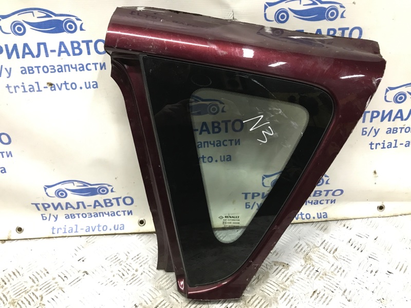 Стекло в кузов заднее левое Renault Scenic 2009-2016 J95 1.5 Diesel K9K 833070003R Б/У
