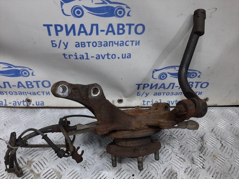 Кулак поворотный левый со ступицей Santa fe 2012-2019 DM 2.2 diesel D4HB
