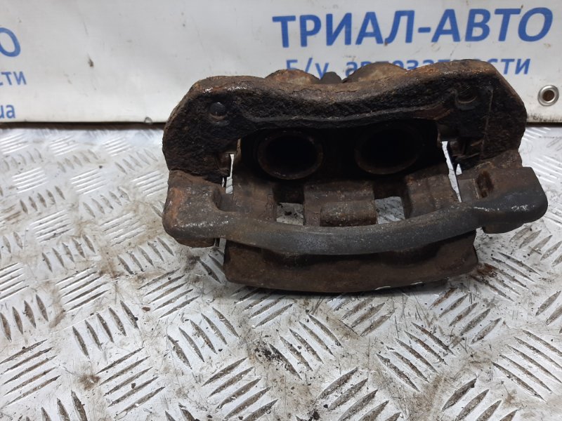 Суппорт передний правый Hyundai Santa fe DM 2.2 diesel D4HB