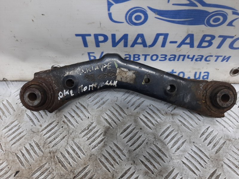 Рычаг задний поперечный верхний правый Hyundai Santa fe 2012-2019 DM 2.2 diesel D4HB 55100-2W150 Б/У