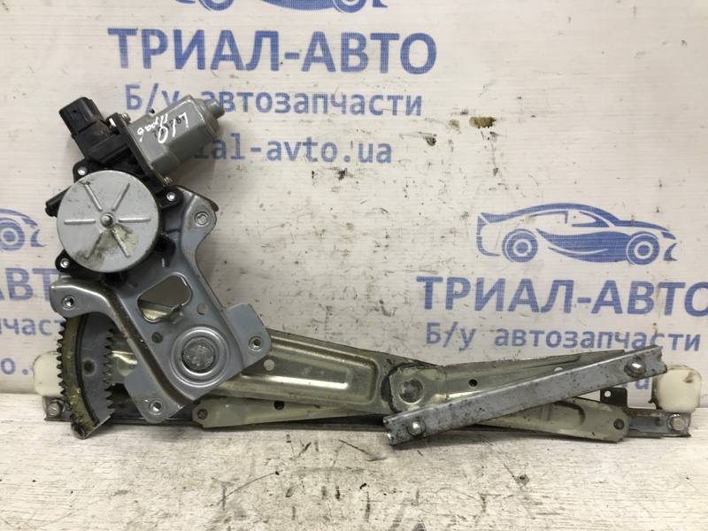 Стеклоподъемник передний правый Mitsubishi Lancer 2007-2017 10 1.5 бензин 4a91 5713A126 Б/У