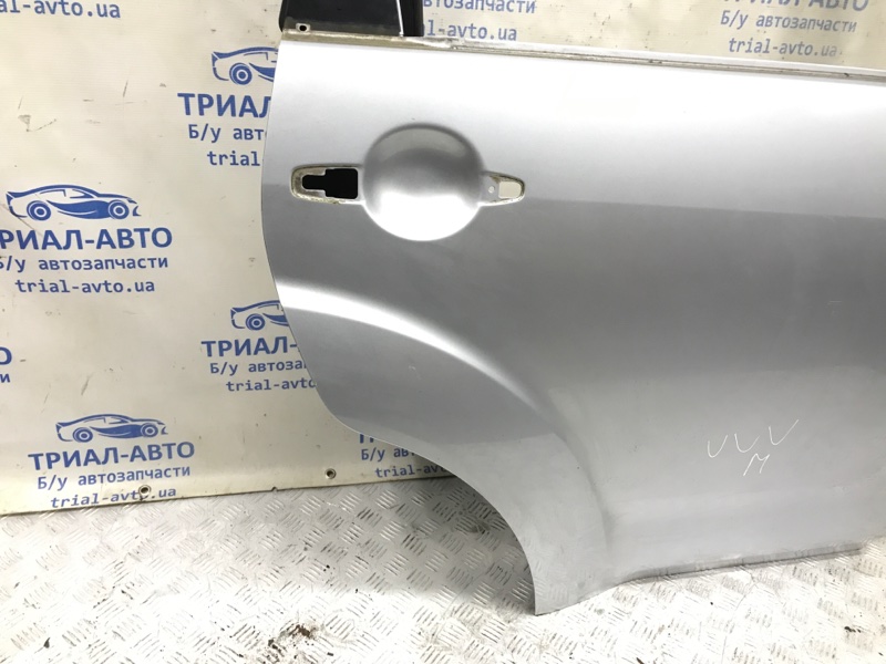 Дверь задняя правая Рестайлинг Mitsubishi Outlander XL 2.2 diesel 4N14 Дверь задняя правая Рестайлинг Mitsubishi Outlander XL 2.2 diesel 4N14