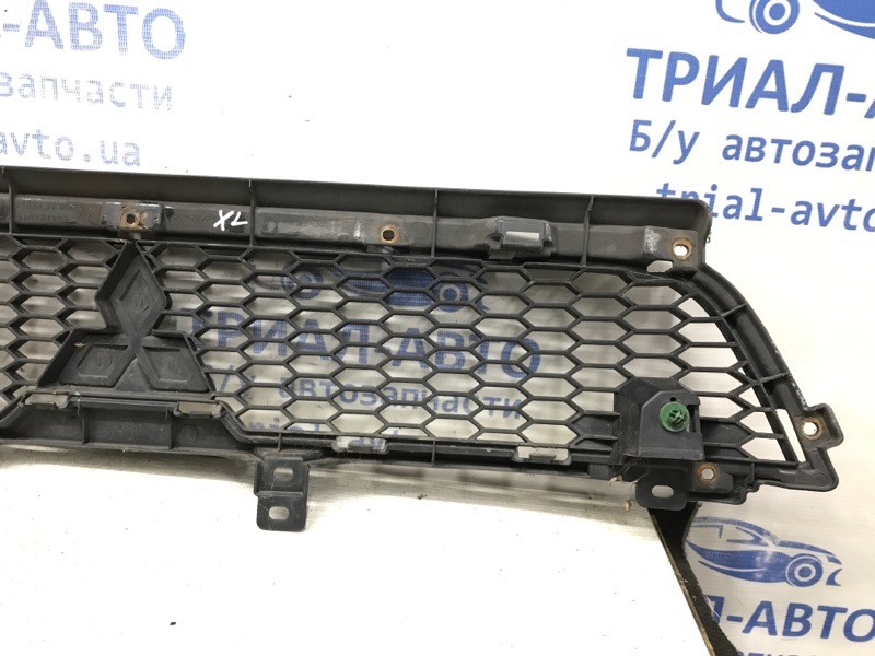 Решетка радиатора Рестайлинг Outlander 2007-2012 XL 2.2 diesel 4N14