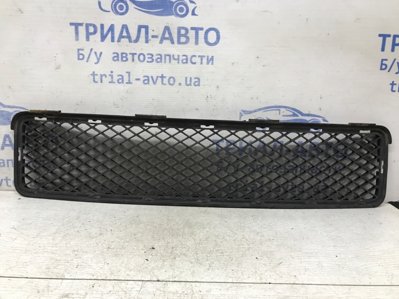 Решетка бампера центральная Hyundai Tucson 2004-2009 JM 2.0 diesel D4EA МКПП 86561-2E000 Б/У