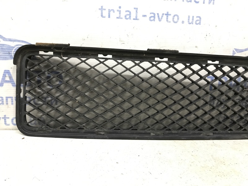Решетка бампера центральная Tucson 2004-2009 JM 2.0 diesel D4EA МКПП