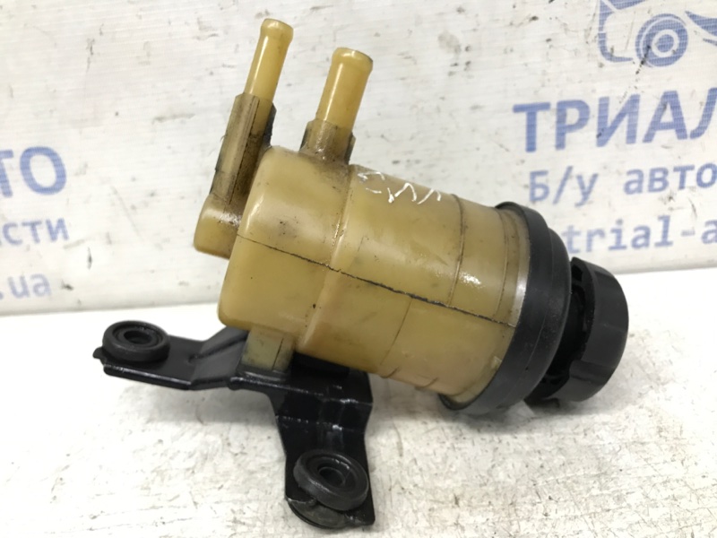 Бачок ГУР Tucson 2004-2009 JM 2.0 diesel D4EA МКПП