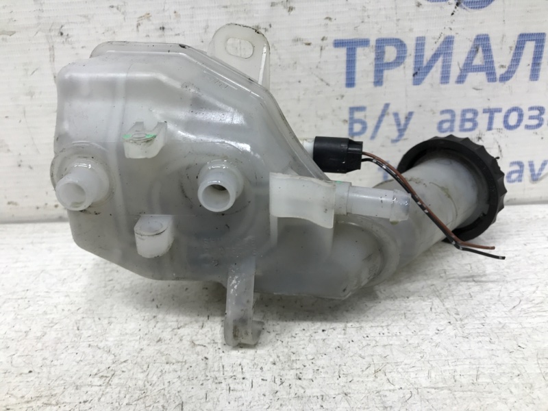 Бачок главного тормозного цилиндра Outlander 2007-2012 XL 2.2 diesel 4N14