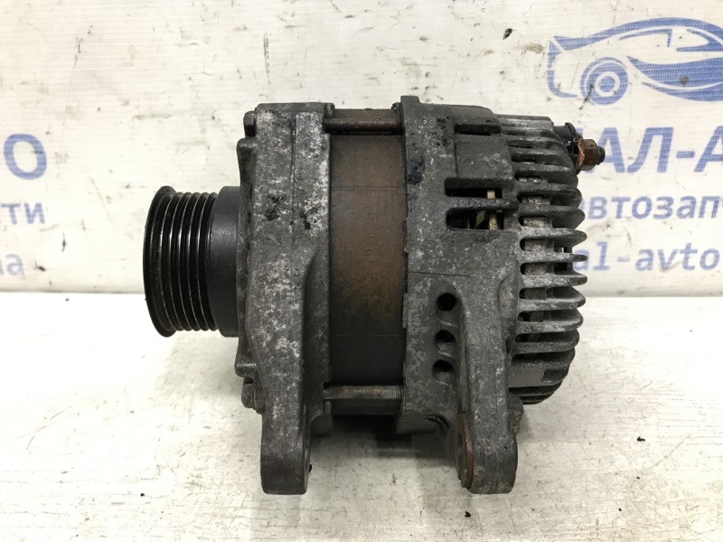 Генератор Mitsubishi Outlander 2007-2012 XL 2.2 diesel 4N14 1800A334 Б/У