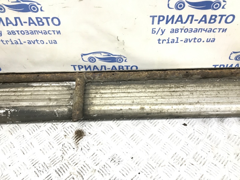 Подножка правая Pajero Sport 1996-2008 K9 2.5 Diesel 4D56 МКПП