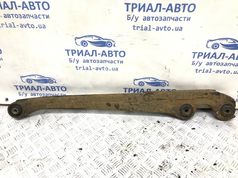 Рычаг задней подвески продольный правый Mitsubishi Pajero Sport 1996-2008 K9 2.5 Diesel 4D56 МКПП MR448510 Б/У