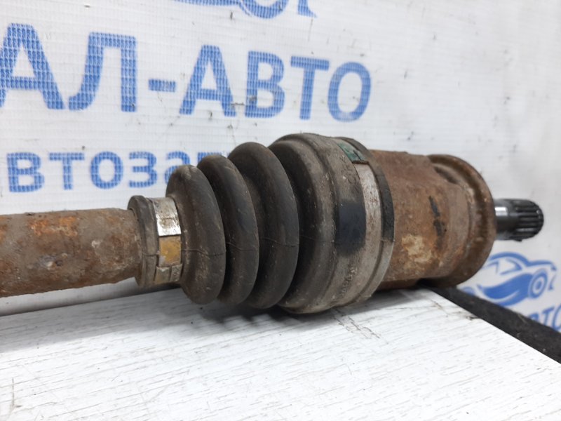 Привод задний правый Outlander 2007-2012 XL 2.2 diesel 4N14