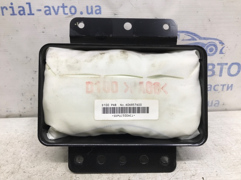 Подушка безопасности в торпеду SsangYong Kyron 2005-2016 DJ 2.0 diesel D20Dt 86210-09002 Б/У