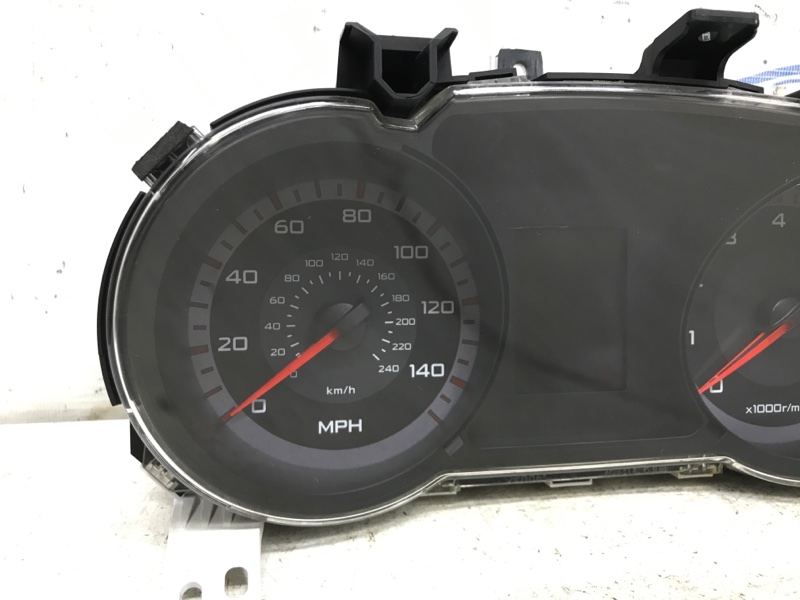 Приборная панель Lancer 2007-2017 10 1.8 бензин 4b10 Приборная панель Lancer 2007-2017 10 1.8 бензин 4b10