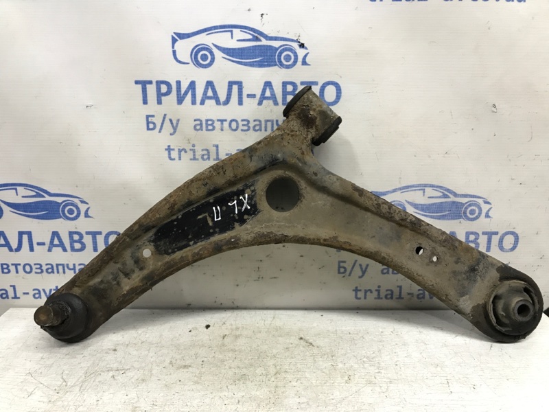 Рычаг левый Mitsubishi Outlander 2007-2012 XL 2.2 diesel 4N14 4013A009 Б/У