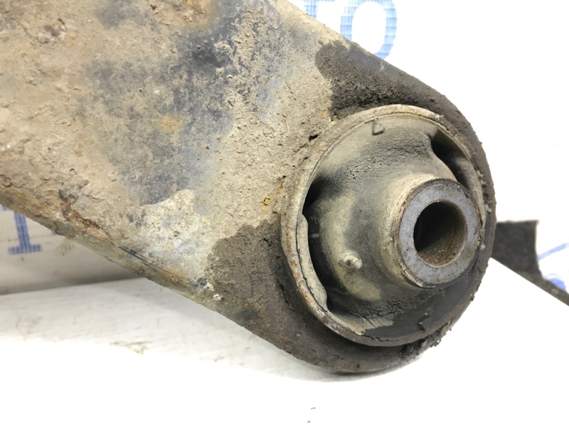 Рычаг левый Outlander 2007-2012 XL 2.2 diesel 4N14