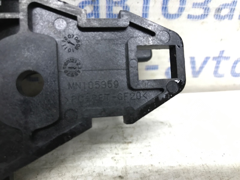 Ручка двери внутренняя левая Mitsubishi Outlander XL 2.2 diesel 4N14