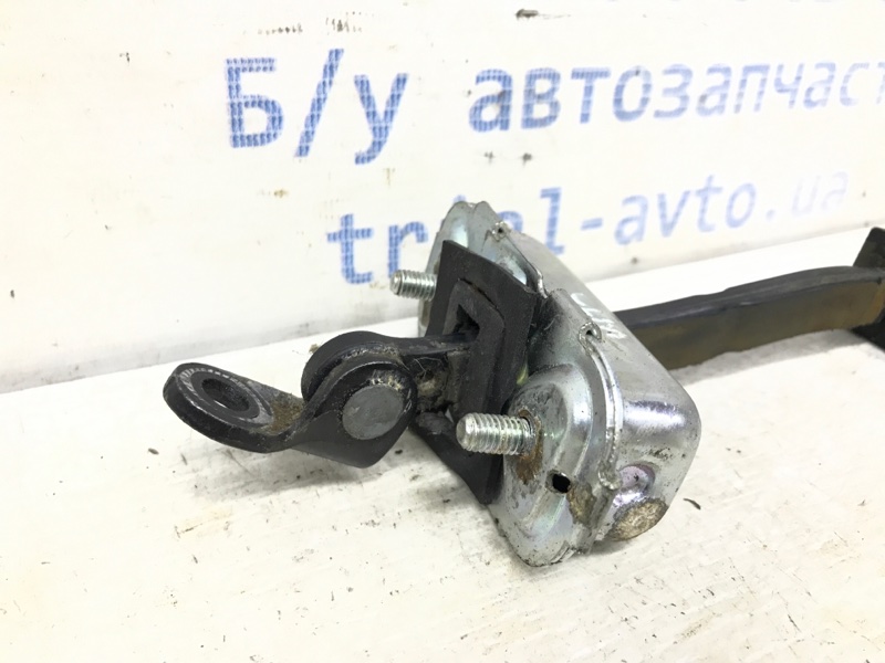 Ограничитель двери задний правый Kyron 2005-2016 DJ 2.0 diesel D20Dt