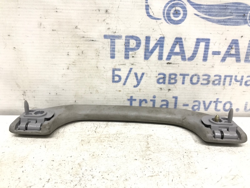 Ручка потолка Mitsubishi Pajero Sport K9 2.5 Diesel 4D56 МКПП