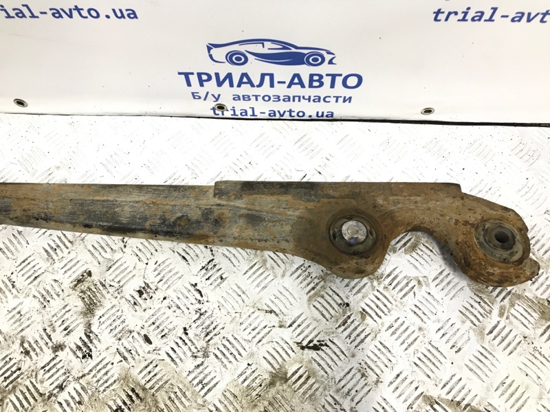 Рычаг задней подвески продольный правый Pajero Sport 1996-2008 K9 2.5 Diesel 4D56 МКПП