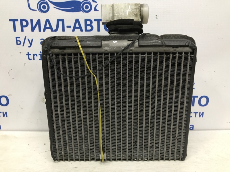 Осушитель кондиционера Mitsubishi Outlander 2003-2007 CU 2.4 бензин 4G69 MR958417 Б/У