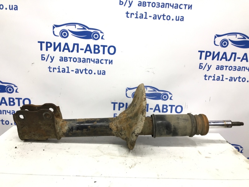 Амортизатор передний правый Mitsubishi Outlander 2003-2007 CU 2.4 бензин 4G69 4060A045 Б/У