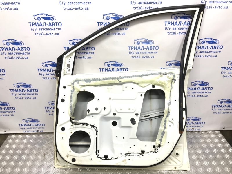 Дверь передняя правая Korando 2010-2019 C200 2.0 diesel D20DTF