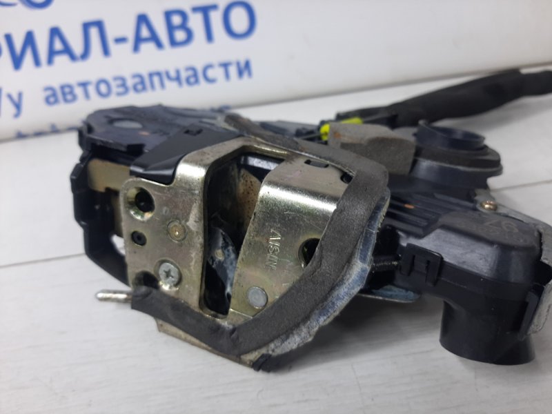 Замок двери передний правый Prado 2002-2009 J120 3.0 Diesel 1KDFTV