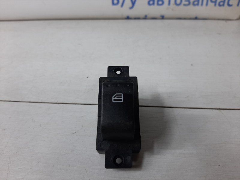 Кнопка стеклоподъемника Korando 2010-2019 C200 2.0 diesel D20DTF