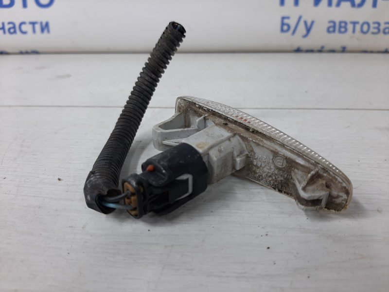 Повторитель поворотника ASX 2010- GA 1.8 Diesel 4N13 Повторитель поворотника ASX 2010- GA 1.8 Diesel 4N13