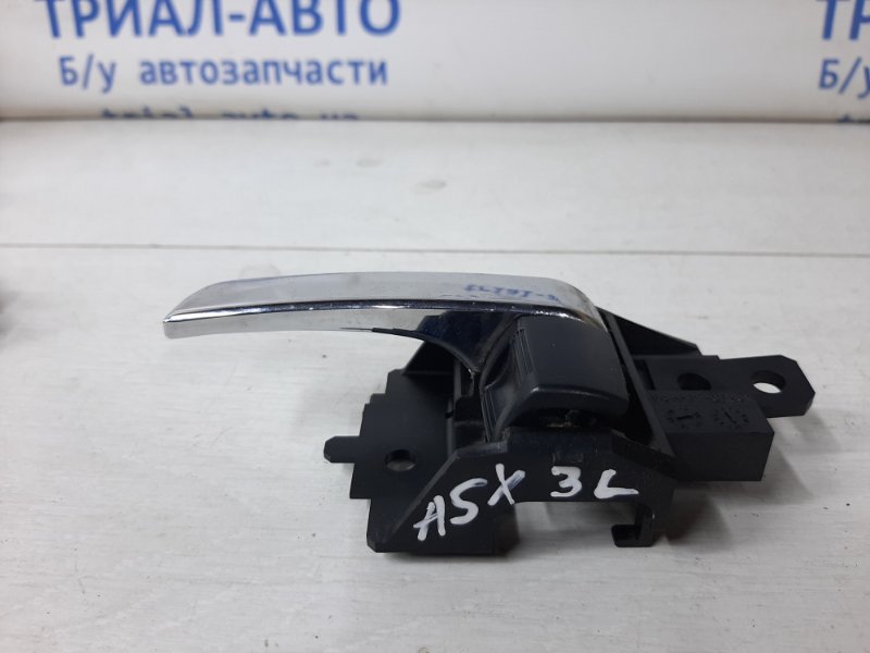 Ручка двери внутренняя левая Mitsubishi ASX 2010- GA 1.8 Diesel 4N13 5716A479XB Б/У