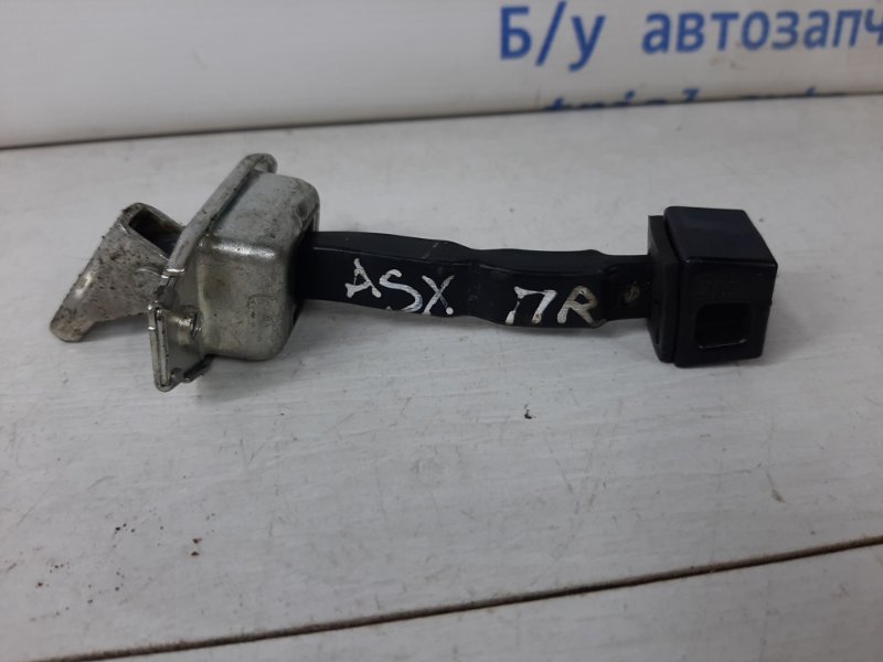 Ограничитель двери передний правый Mitsubishi ASX 2010- GA 1.8 Diesel 4N13 5702A079 Б/У