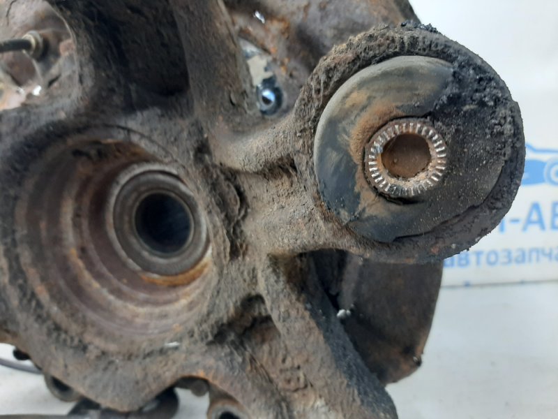Цапфа задняя правая со ступицей RX 350 2003-2009 XU30 3.5 Бензин 2GRFE