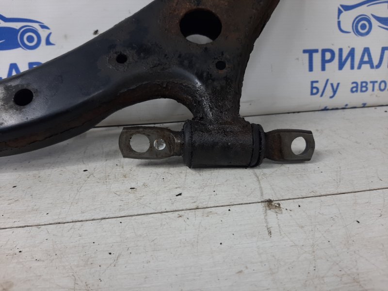 Рычаг передний нижний правый Lexus RX 350 XU30 3.5 Бензин 2GRFE Рычаг передний нижний правый Lexus RX 350 XU30 3.5 Бензин 2GRFE