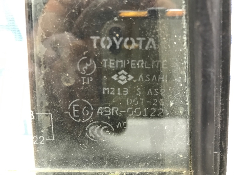 Стекло двери задней левой (форточка) Toyota Prado J120 3.0 Diesel 1KDFTV