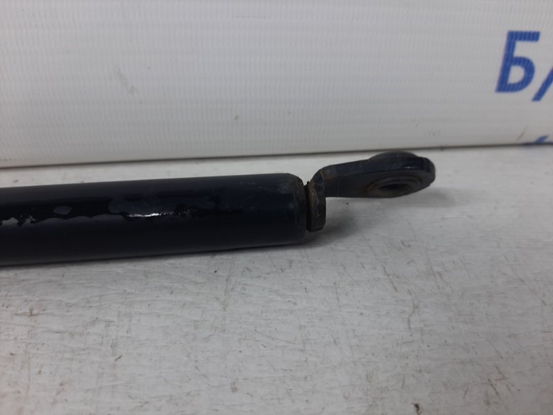 Амортизатор крышки багажника Suzuki Grand Vitara JT 2.0 Бензин J20A Амортизатор крышки багажника Suzuki Grand Vitara JT 2.0 Бензин J20A