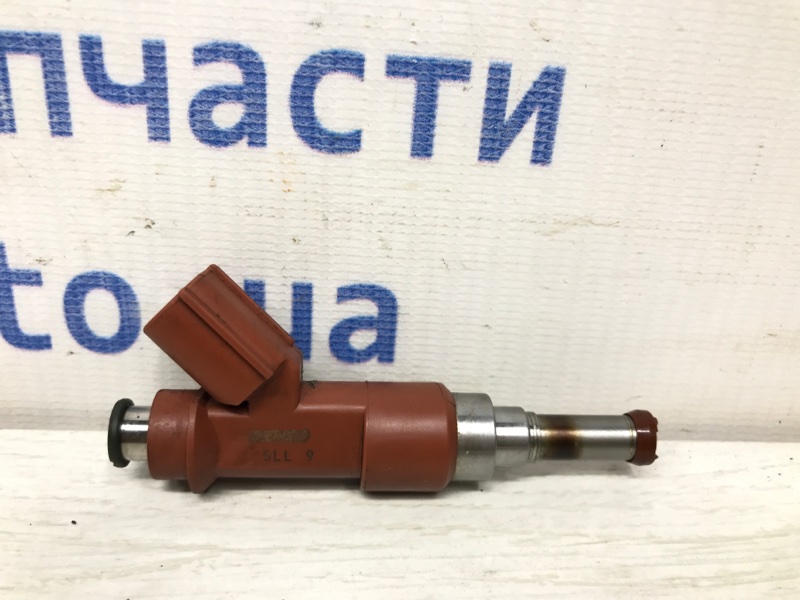 Форсунка топливная Lexus RX 350 2003-2009 XU30 3.5 Бензин 2GRFE 2320931050 Б/У