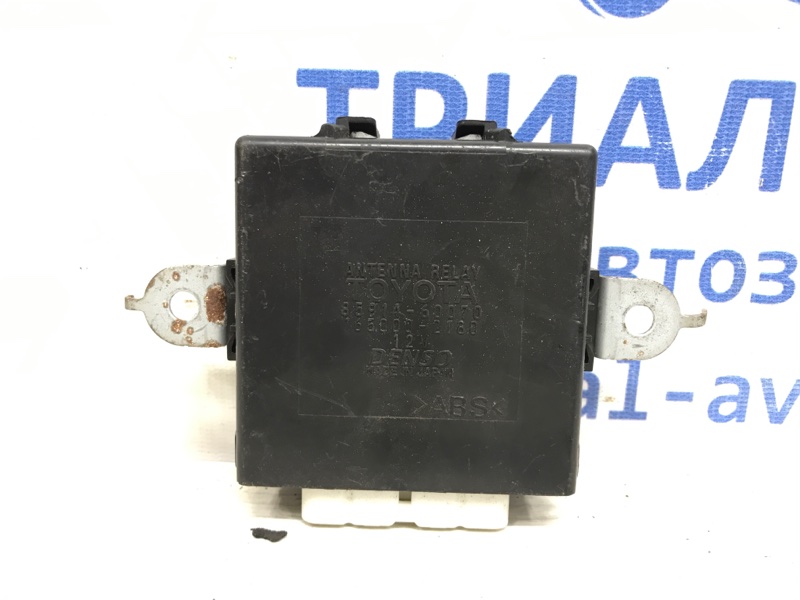 Блок управления Toyota Land Cruiser 1998-2007 J100 8591460070 контрактная