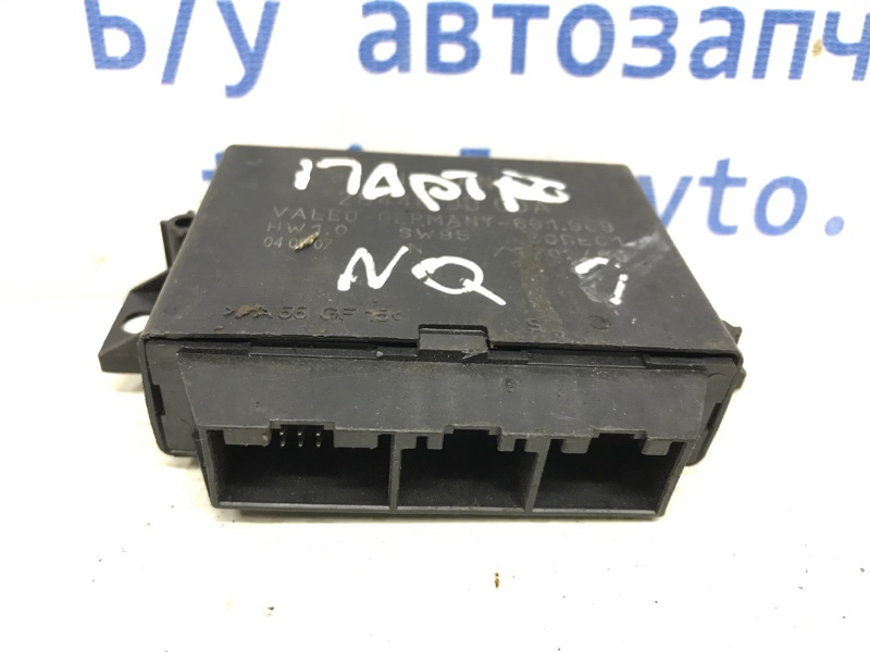 Блок управления парктрониками Qashqai 2006-2013 J10 2.0 Бензин MR20DE