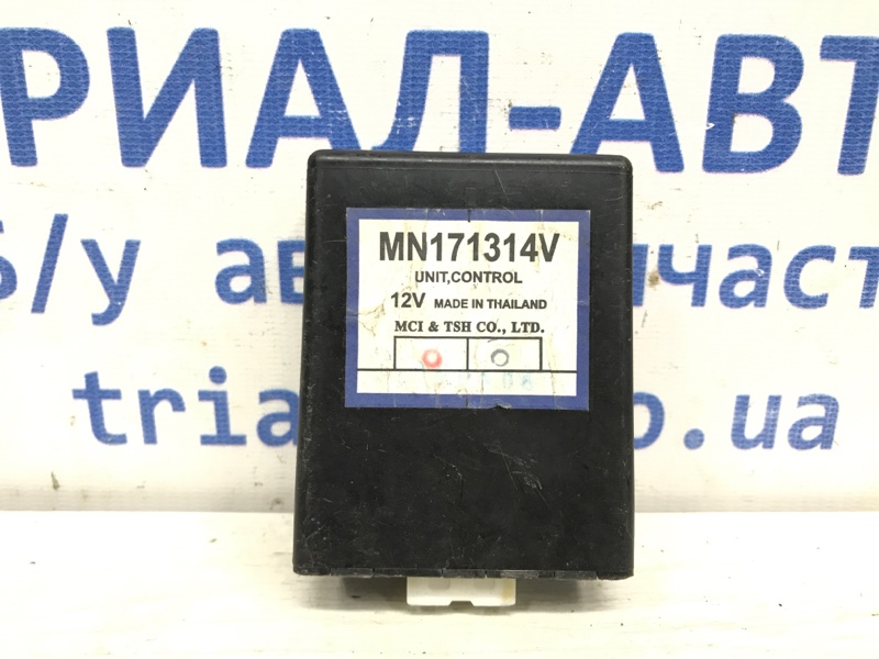 Блок управления полным приводом Mitsubishi L200 2006-2015 KB 2.5 дизель 4D56U АКПП MN171314V Б/У
