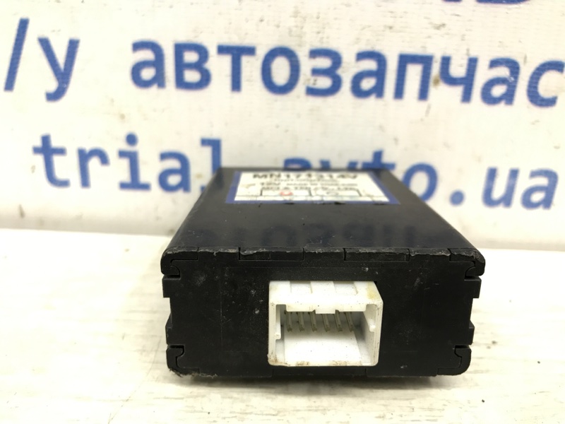 Блок управления полным приводом L200 2006-2015 KB 2.5 дизель 4D56U АКПП
