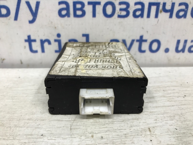 Блок управления полным приводом L200 2006-2015 KB 2.5 дизель 4D56U АКПП