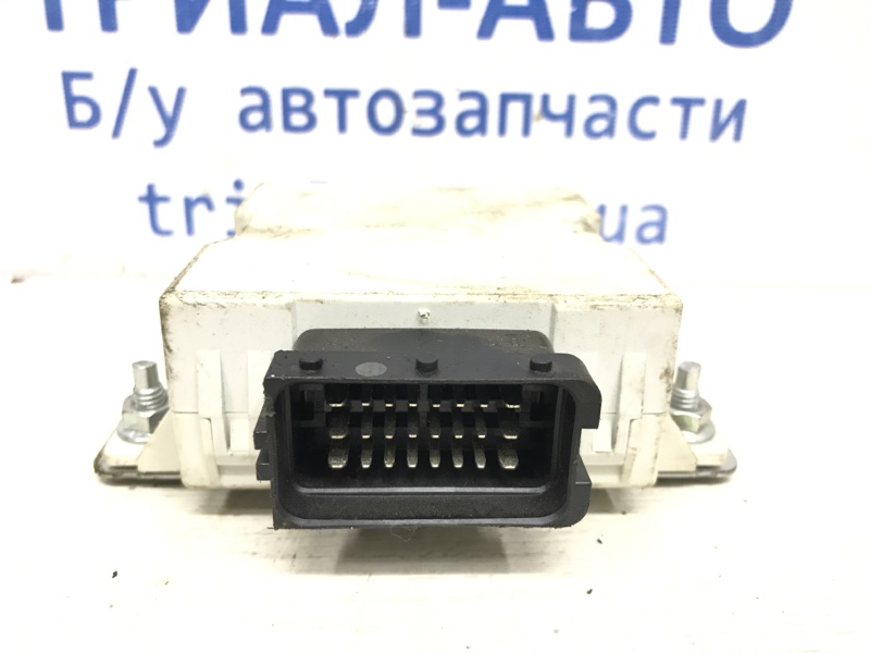 Блок управления Avensis 2003-2009 T25 1.8