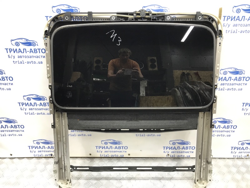 Люк в сборе Toyota RAV 4 2005-2012 A30 2.2 diesel 2ADFTV 63201-42090 Б/У