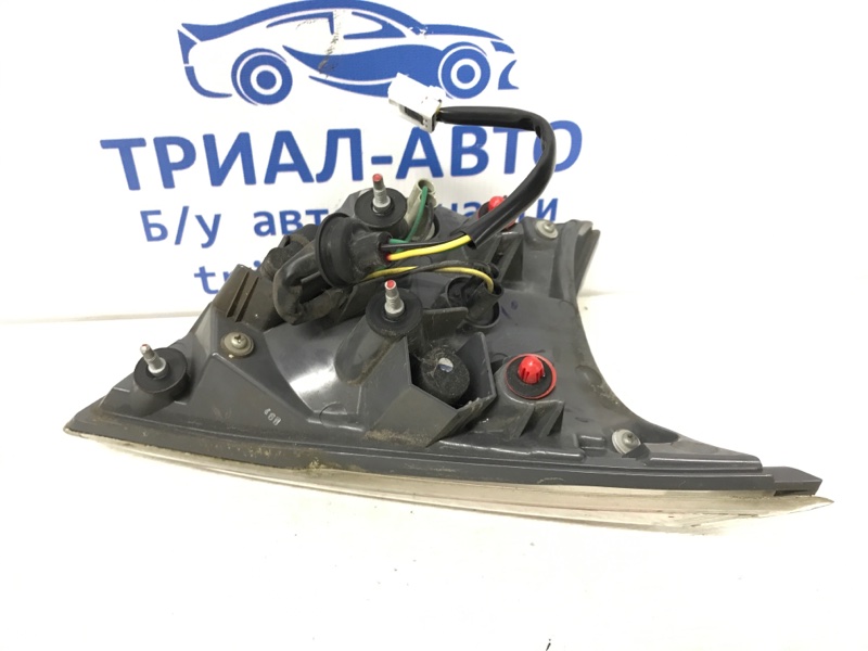 Фонарь задний внутренний правый X-Trail 2014-2021 T32 1.6 diesel R9M